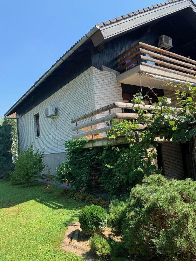 Ela'S Apartment Komenda Εξωτερικό φωτογραφία