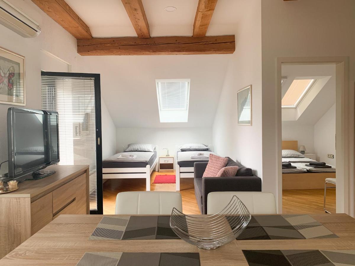 Ela'S Apartment Komenda Εξωτερικό φωτογραφία