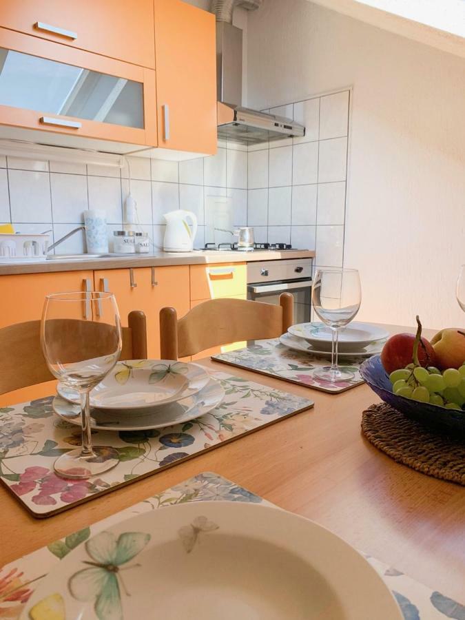 Ela'S Apartment Komenda Εξωτερικό φωτογραφία